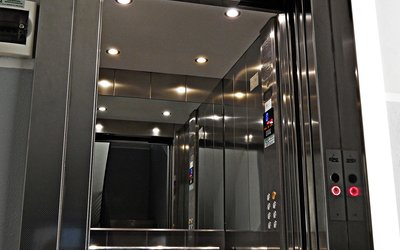 Esempio di ascensore ammodernato da Elpo Ascensori srl